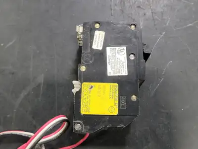 Used SQUARE D QO320 Switchgears British Columbia CA | Lenmark #241175
