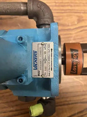 Used VICKERS VVA10FP-CDWW20 Pumps | Surplus Asset Holdings #1206191