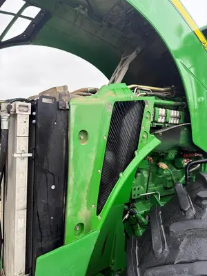 USED 2012 JOHN DEERE 8335R