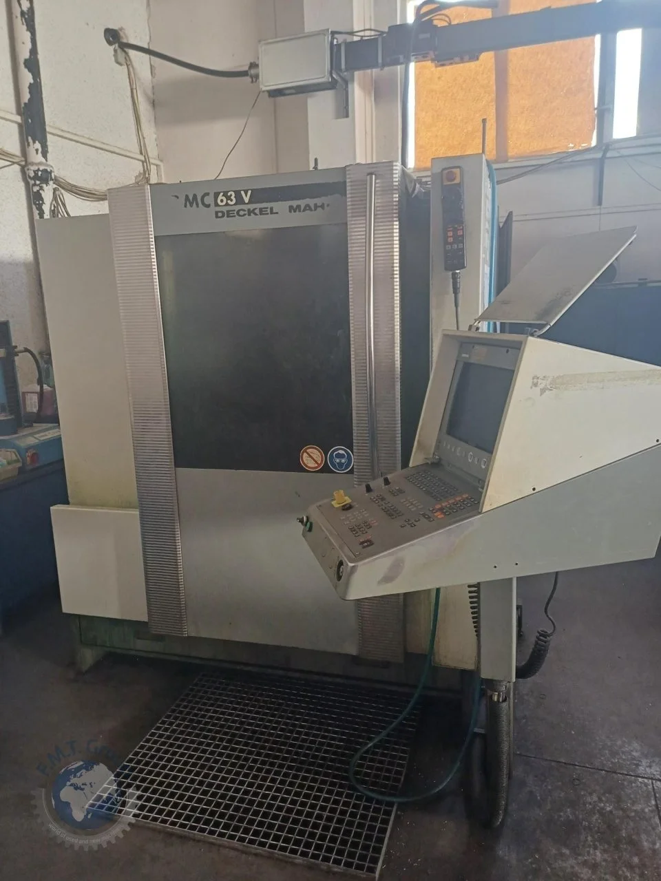 Used 2001 DECKEL MAHO DMC 63 V Vertical Machining Centers SK | F.M.T. Group s.r.o. #1245967