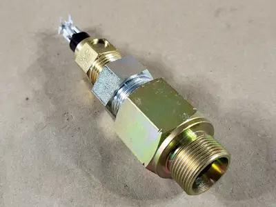 NEW VDO 323-803-001-032D