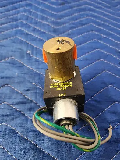 PARKER TWO-WAY DIRECT ACTING SOLENOID VALVE 04F20C1108AAF4C01