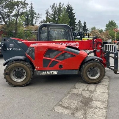 Used 2015 MANITOU MT5519 Telehandlers British Columbia CA | Leavitt Machinery #1443764