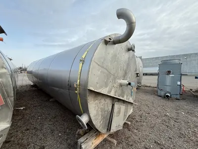 Gallon Tank Tank | ListingHippo (9)