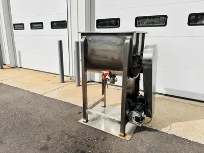 Seinmex 5 Cu.Ft. Ribbon Blender