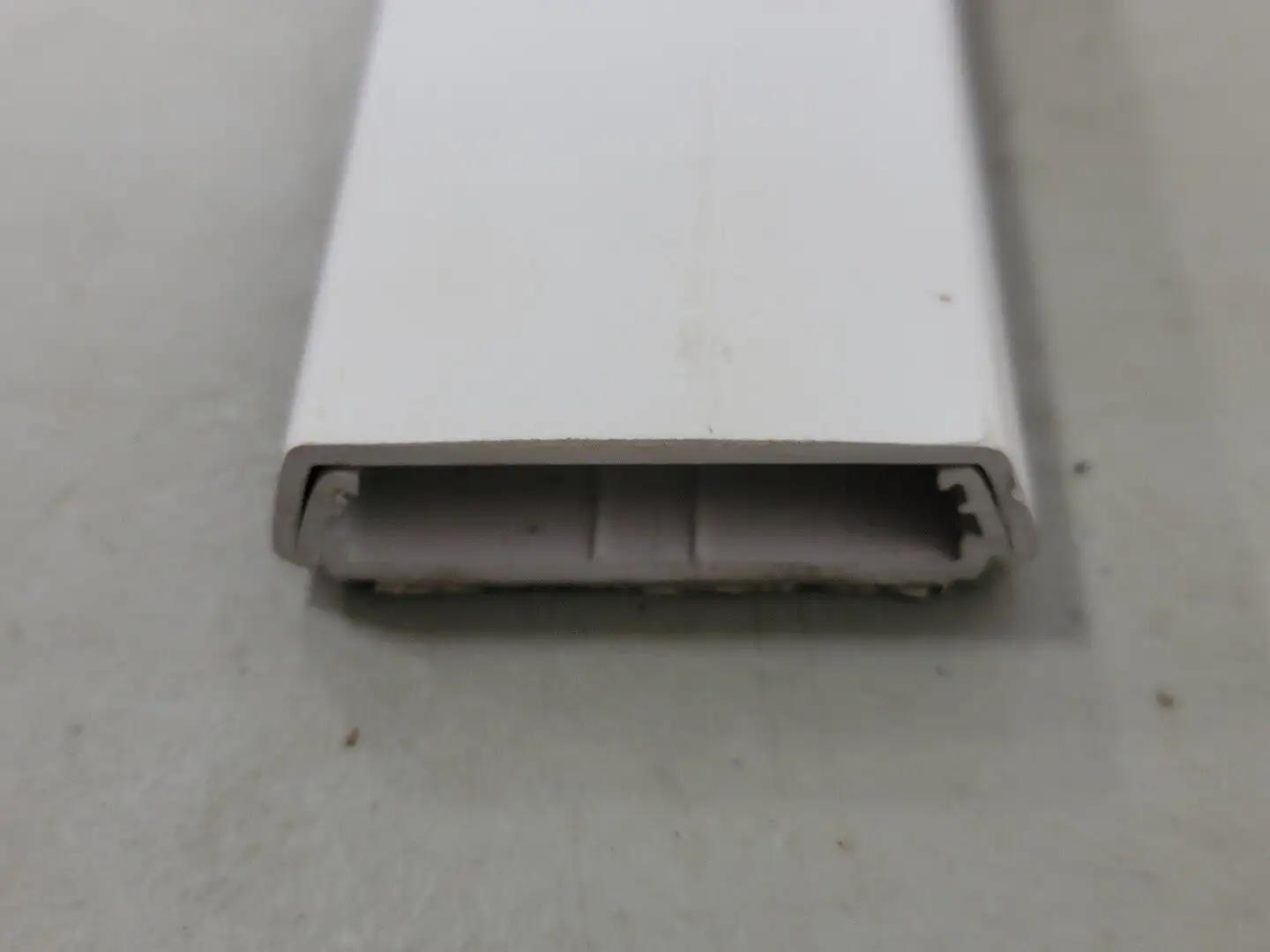 NEW WIREMOLD 2300BAC-WH