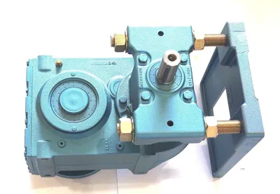 NEW SEW EURODRIVE FAF77AD4P SNUGGLER GEARBOX RATIO 25.50