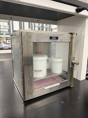 Used _UNKNOWN_ _UNKNOWN_ Furniture (Laboratory) Rhode Island US | Federal Equipment Company #1347695
