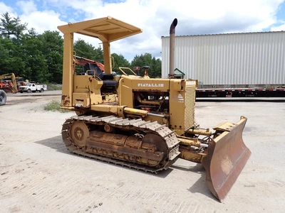 Used 1986 FIATALLIS FD5 Crawler Dozers Massachusetts US | Brookside Equipment Sales #1422140