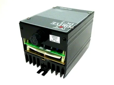 NEW RELIANCE ELECTRIC DC2-40UF DC2 MOTOR CONTROLLER DC240UF