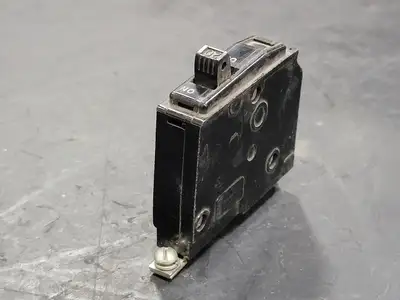 USED SQUARE D QO120