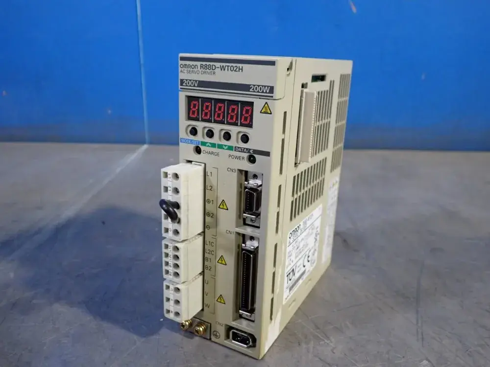 NEW OMRON R88DWT02H