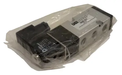 NEW UNIVERSAL COMPONENTS INC. N4S-D1 SOLENOID VALVE N4SD1