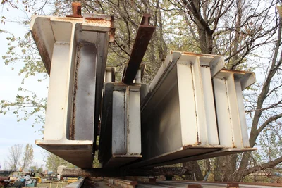 5 Sets of Crane Run Way - I Beams