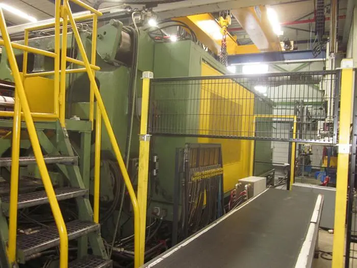 Used 1986 WINDSOR W2700 - 27780 Injection Molding Machines | UCY Industrial GmbH #386321