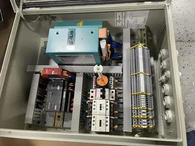 Engel Magnetic Platen for 300 Ton Tiebarless (2013)