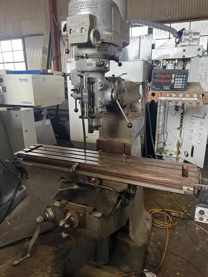USED BRIDGEPORT SERIES I