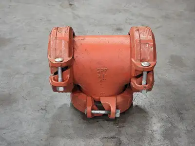 4", Equal-Tee, w/ 3x, 4", Couplings, Bolted, V-Z05