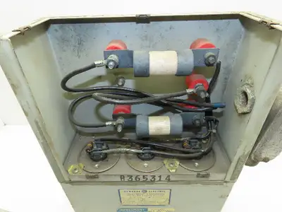 G E 65L323MB Dielektrol Capacitor w/Internal Discharge Resistors 480V 10KVAR 3PH