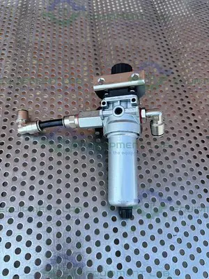 USED CAMOZZI C104-D00 FILTER REGULATOR 0 - 160 PSI W/ CAMOZZI GAUGE