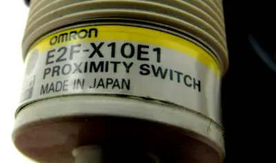 NEW OMRON E2F-X10E1 PROXIMITY SWITCH E2FX10E1