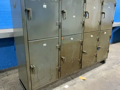 Used STRONG HOLD _UNKNOWN_ Cabinets Ohio US | HGR 24 #1358076