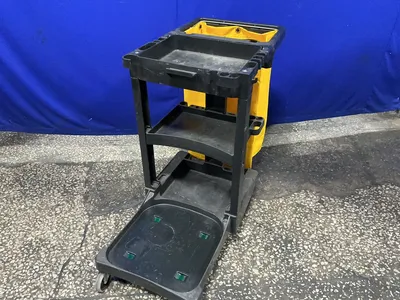 Used RUBBERMAID _UNKNOWN_ Miscellaneous MRO Ohio US | HGR 24 #1261137