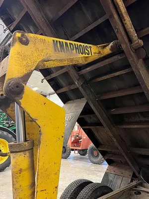 USED 1979 INTERNATIONAL 1824