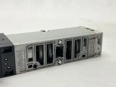 Used Festo Air Solenoid Valve 5/2 Monostable, 539159 Solenoid Valves Michigan US | Maverick Industrial Sales #1395085