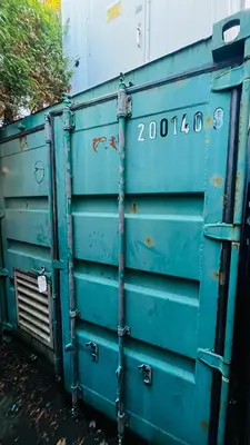 20 ft Standard Shipping Container w/ 2 x Sections (Wall in middle) - 2001408