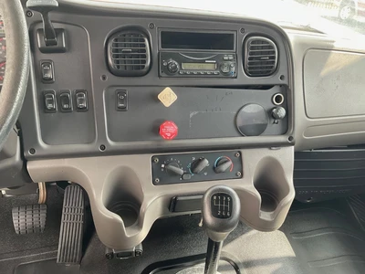 Used 2014 FREIGHTLINER M2 Bucket (boom) trucks California US | Big Truck & Equipment #1412321
