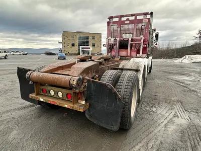 Used 2000 FREIGHTLINER CLASSIC FLD120 Conventional trucks Pennsylvania US | Proxy Equipment #1385355