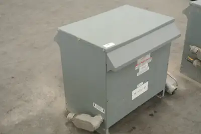 USED 2002 SQUARE D C75T8HCU