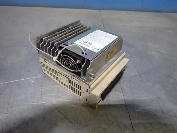 Used YASKAWA ELECTRIC SGDV3R5D01A002000 Servo Drives | HGR 24 #743841