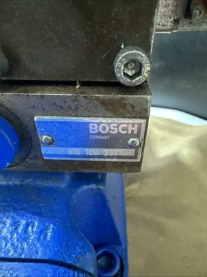 NEW Bosch 0811404315