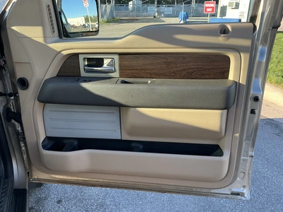 Used 2014 FORD LGT CONVTN Conventional trucks Michigan US | Miedema Asset Management Group #1437514