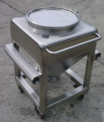 USED AUSTAR PORTABLE TOTE 100 LITER BC 100