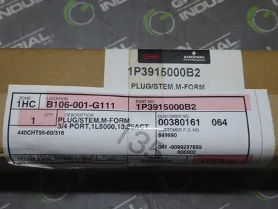 Fisher 1P3915000B2 Plug/Stem M-Form New NIB