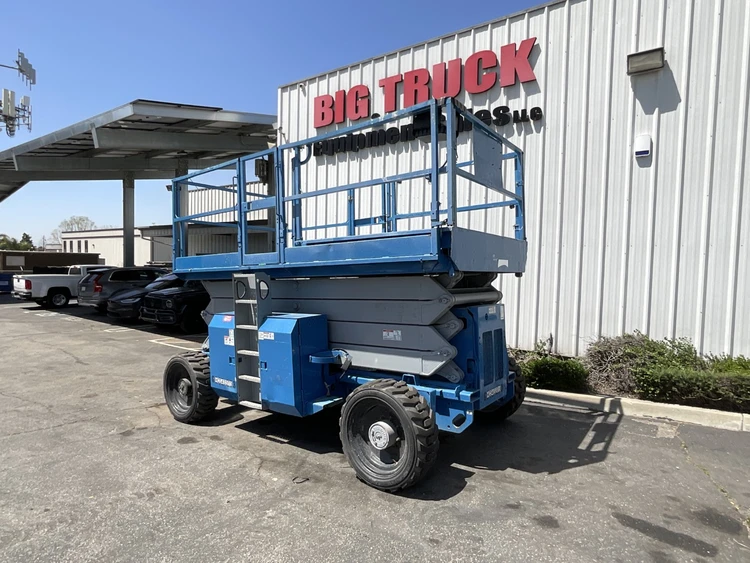 Used 2008 GENIE GS4390 Scissor Lifters California US | Big Truck & Equipment #1412273