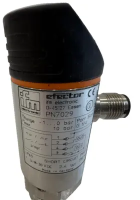 NEW IFM EFECTOR PN-0-1-RBR14-QFPKG/US/ /V PRESSURE SENSOR PN7029