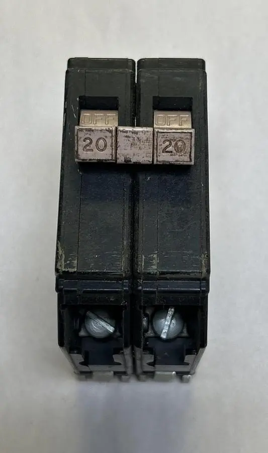 USED CUTLER-HAMMER CH220
