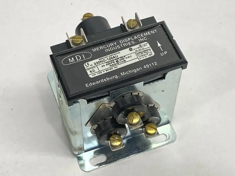 Used MDI DISPLACEMENT RELAY CONTACTOR 120V COIL 30A 600VAC PLC Contactors Michigan US | Maverick Industrial Sales #1090697