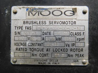 Moog FAST-2-M4-030-00-02-16 Brushless Servo Motor 180V 15.8A 2.79kW 3000rpm Used