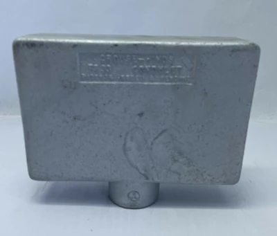 New | in-Stock Crouse-Hinds FS-33 Electrical Boxes California US | Davliegogo LLC #1705789