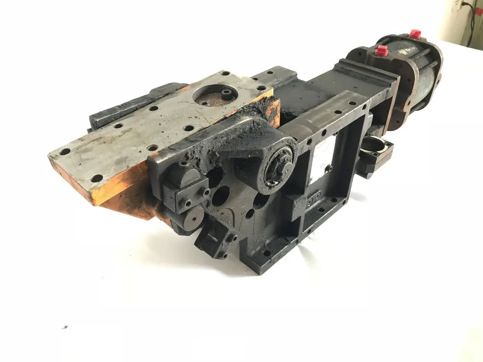 Used DESTACO PNEUMATIC ROBOT CLAMP, AIR CLAMP, ROBOTIC Clamps | Maverick Industrial Sales #1119892