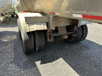 Used 1996 WALKER _UNKNOWN_ Tanker Trailers Indiana US | Lakeshore Equipment Sales #1546566