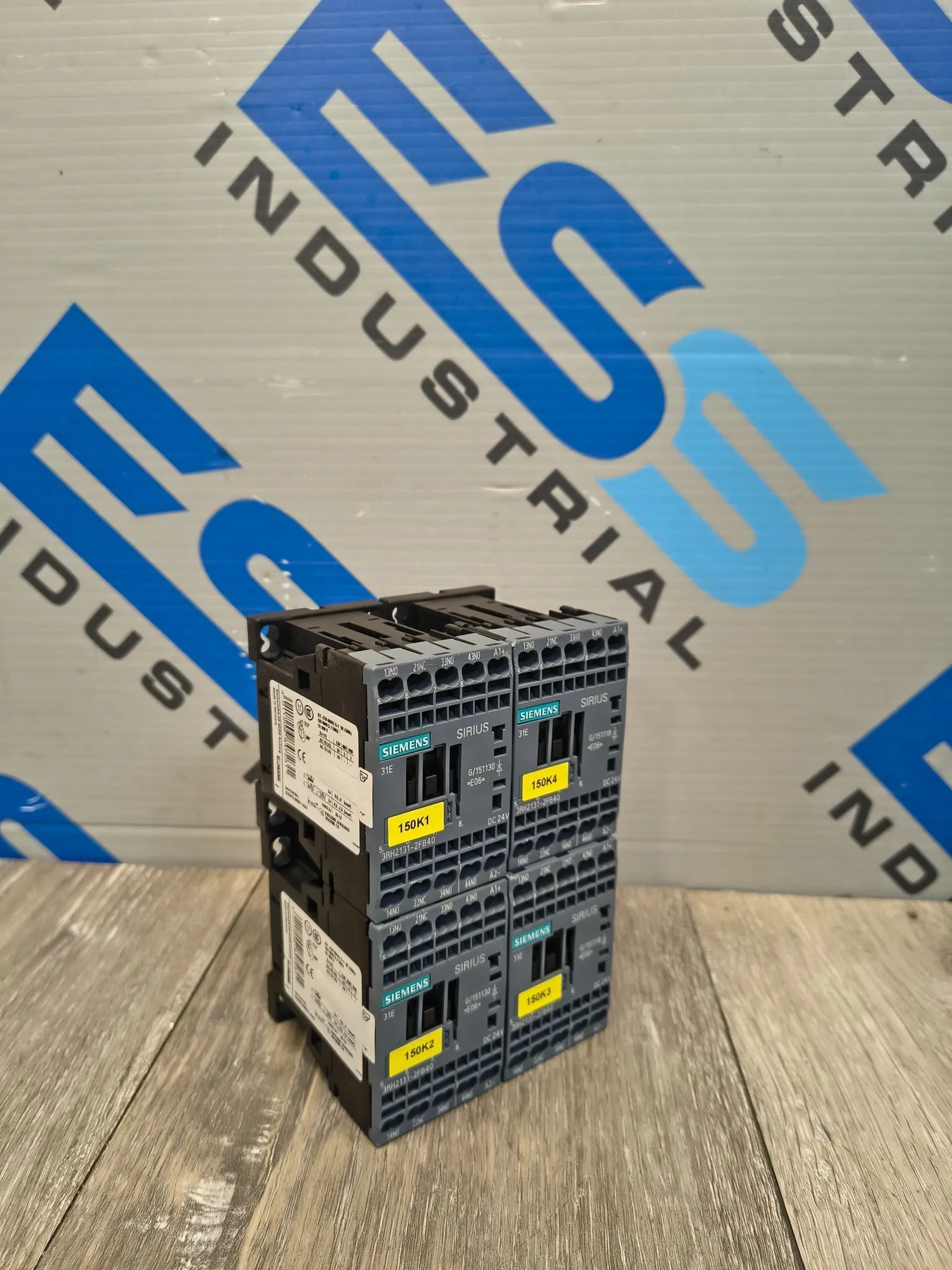 Used SIEMENS 3RH2131-2FB40 Misc Electrical & Power Parts South Carolina US | ESS Industrial Equipment Sales #1310333