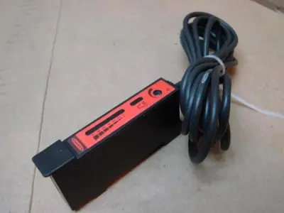 USED BANNER ENGINEERING D12SP6FPH