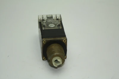 Used Allen-Bradley 800MR-16HXL2B Relays & Switches California US | Davliegogo LLC #1705618