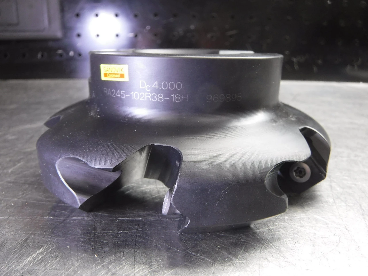 Sandvik 4"-4.74" Indexable Facemill 1.5" Arbor RA245-102R38-18H (LOC2945A)